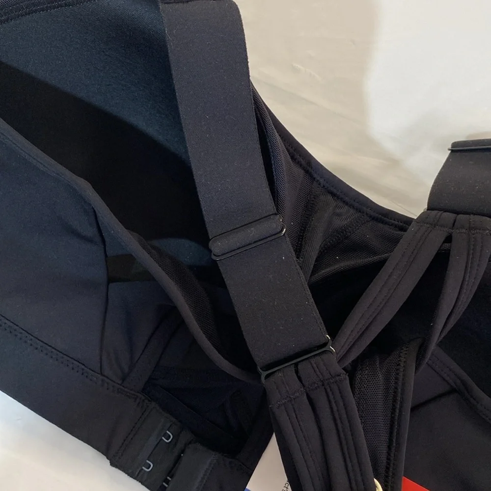 Sports‎ bra - Picture 3 of 9